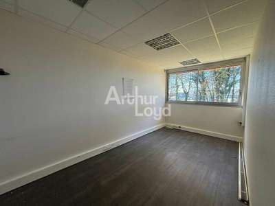 Loue bureaux 218m² à La Roche-sur-Yon Graham Bell