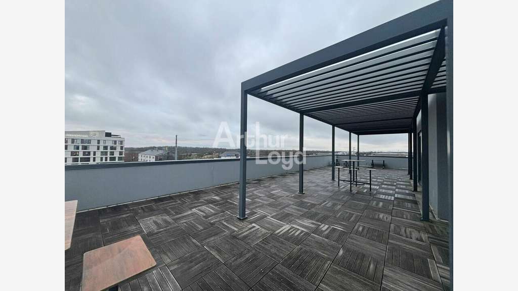Bureaux 402m² R+2 à louer à La Roche-sur-Yon