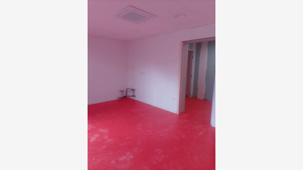 A louer bureaux neufs 270m² à La Rochelle Aéroport