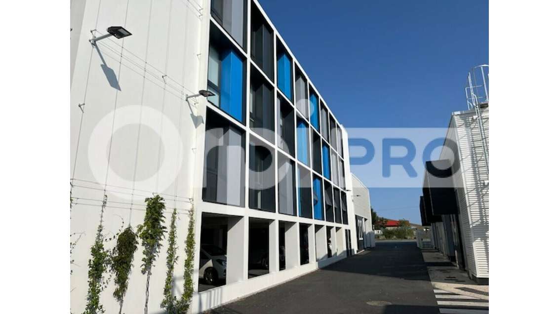 A louer bureaux neufs 48m² La Rochelle La Pallice