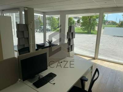 Bureaux de 200m² à louer en rdc à La Rochelle 