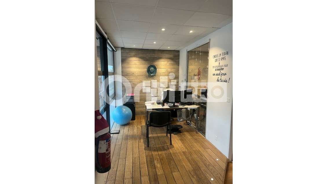 Bureaux 63m² à louer Médiathèque La Rochelle