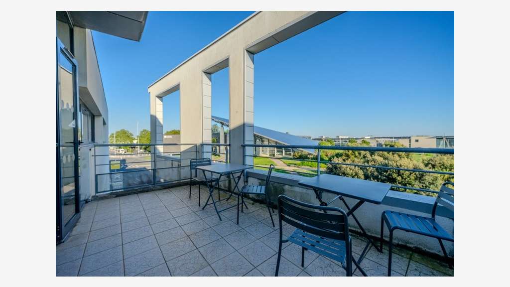 Bureaux 97m² R+2 à louer à La Rochelle Minimes