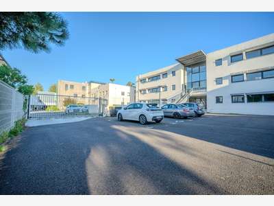 Bureaux 97m² R+2 à louer à La Rochelle Minimes