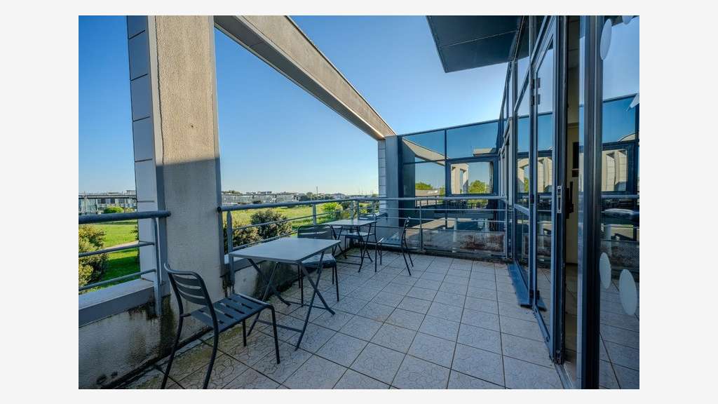Bureaux 97m² R+2 à louer à La Rochelle Minimes