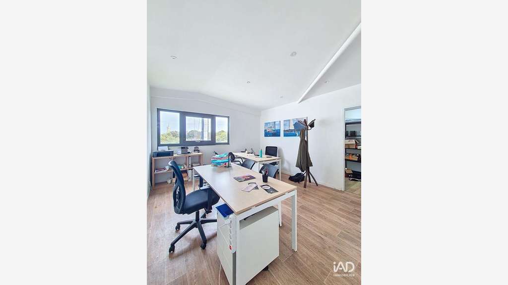 A louer bureau de 30m² à La Rochelle les Minimes