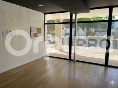 Location Locaux commerciaux - Boutiques à La Rochelle