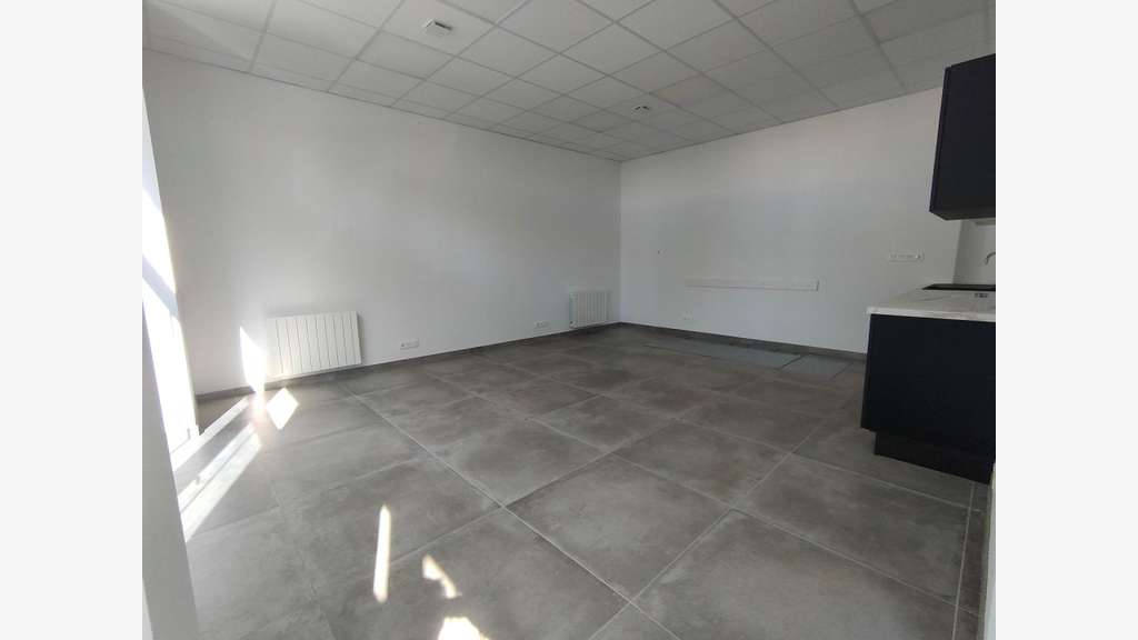 A louer bureaux 40m² RDC à La Rochelle La Pallice