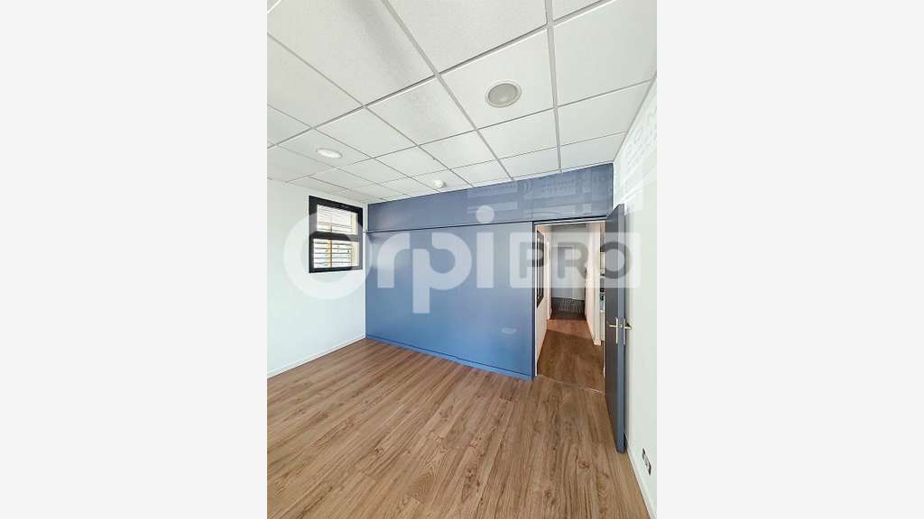 SECTEUR MINIMES 165 m² DE BUREAUX A LOUER