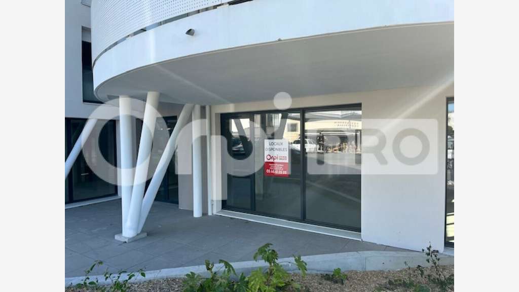 Bureaux 200m² à louer La Rochelle Canal de Rompsay