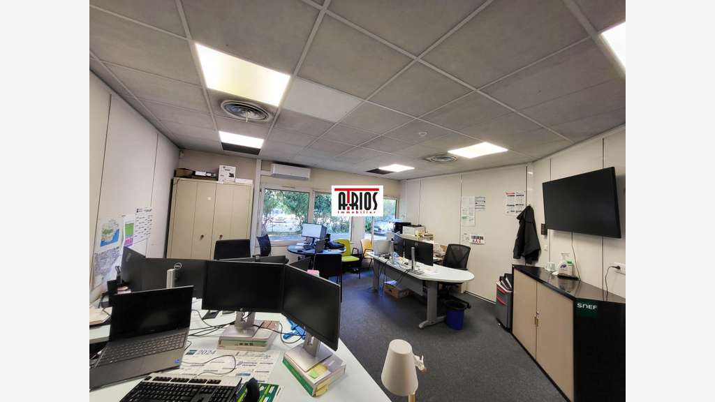 Immobilier Professionnel à louer La Seyne-sur-Mer