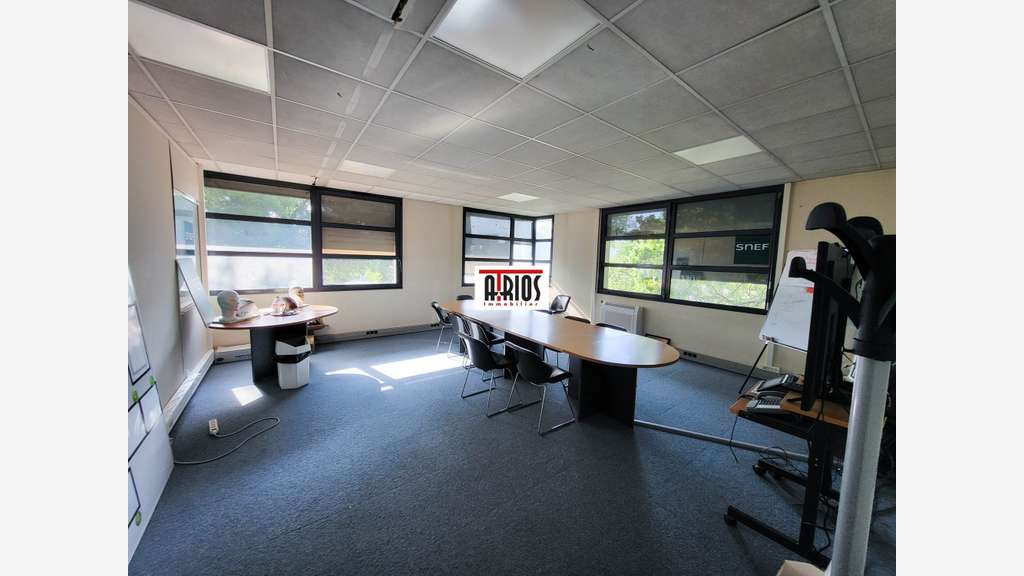 Immobilier Professionnel à louer La Seyne-sur-Mer