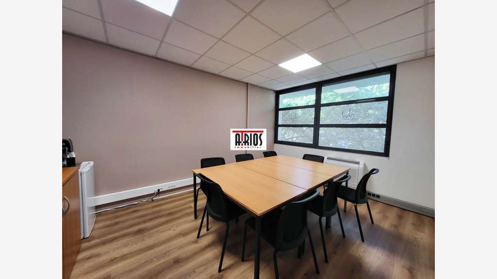 Immobilier Professionnel à louer La Seyne-sur-Mer
