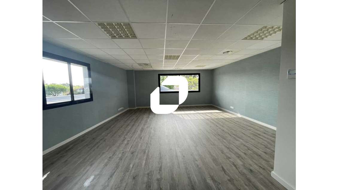 A louer Bureaux 87m² La teste de buch