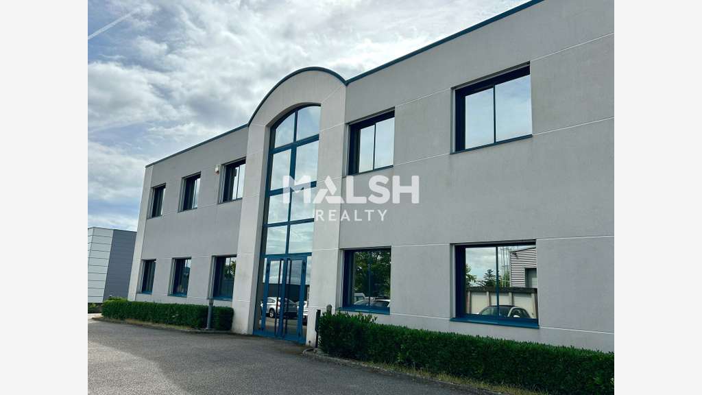 Bureaux à louer 84m² à La Tour de Salvagny