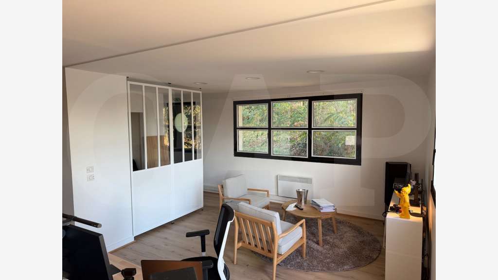 À LOUER bureaux 74m² à La Trinité-sur-Mer