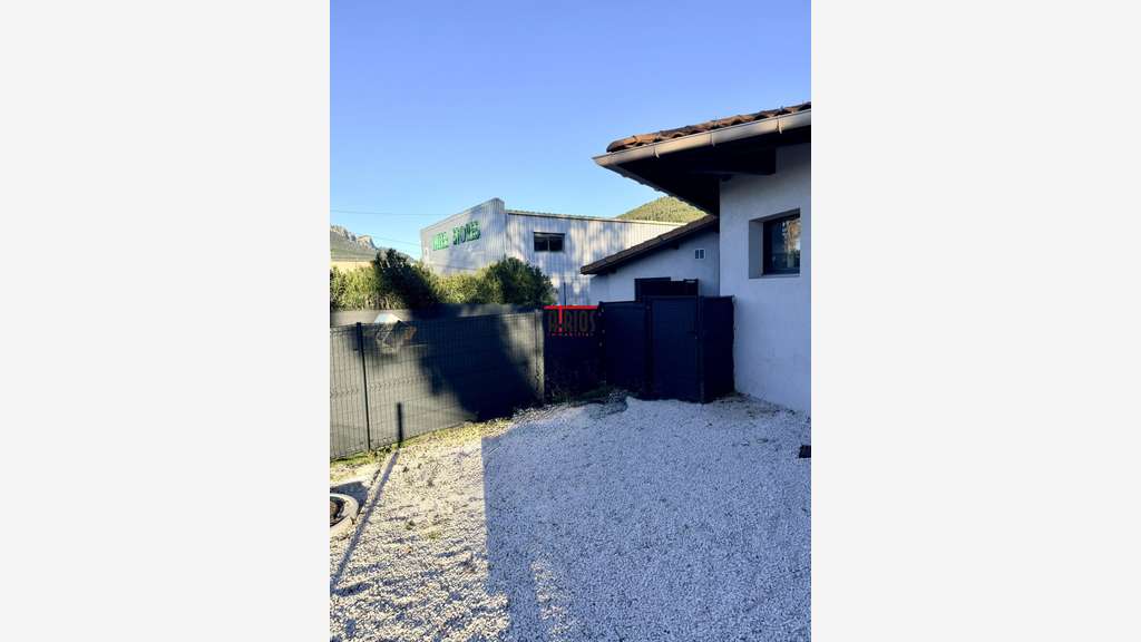 A louer bureaux de 143m² à la Valette du Var