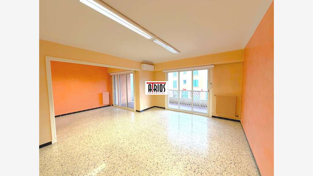 A louer bureaux de 76.68m² au centre de la Valette
