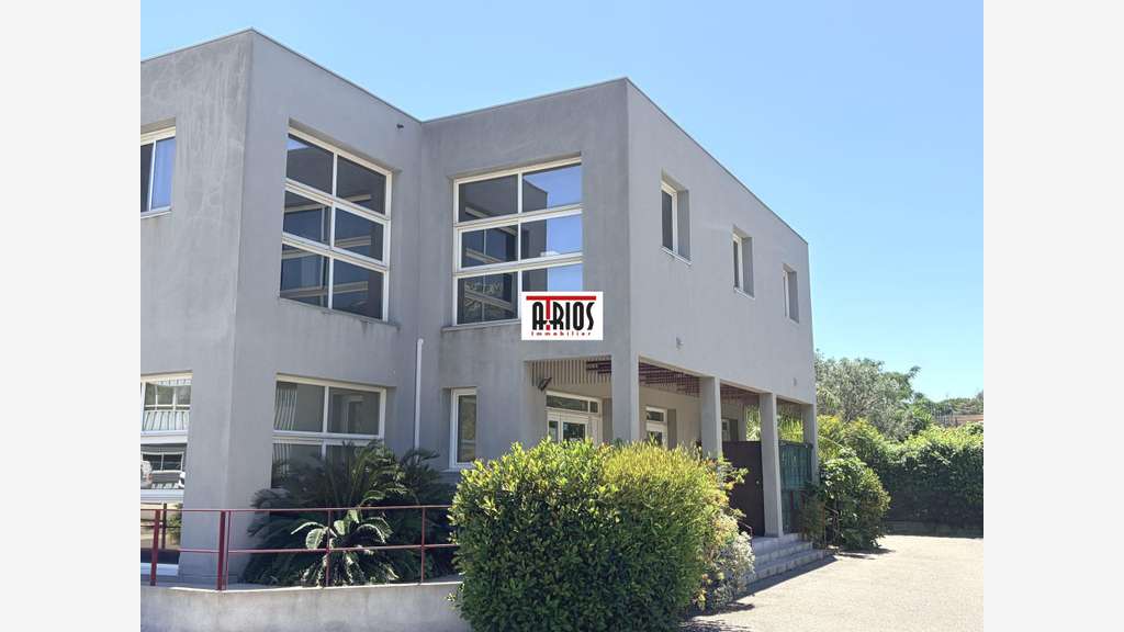 A louer bureaux de 60m² en R+1 à la Valette du Var