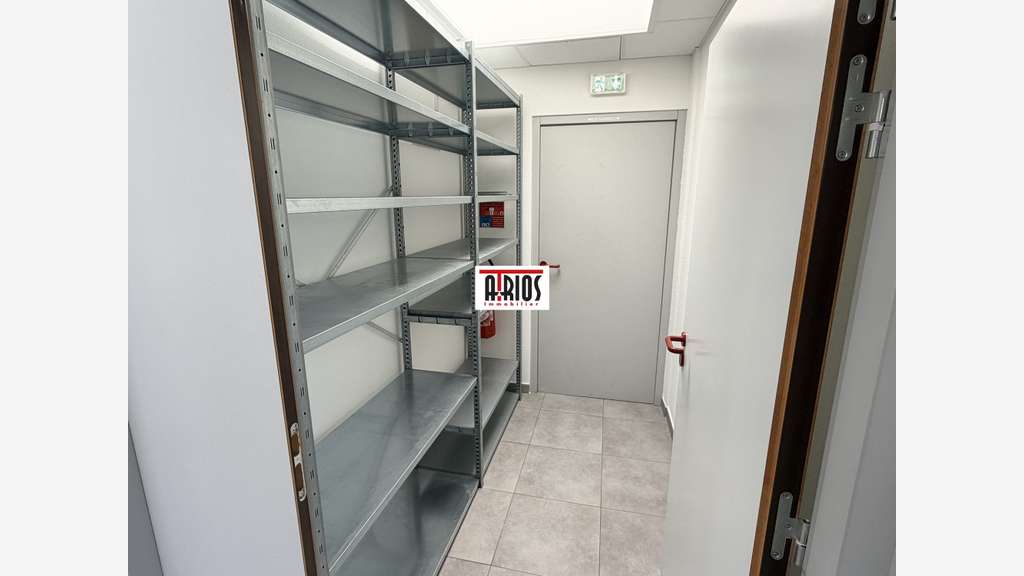 A louer bureaux de 60m² en R+1 à la Valette du Var