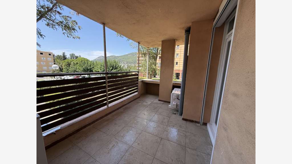 A louer bureaux rénovés 70m² à La Valette-du-Var