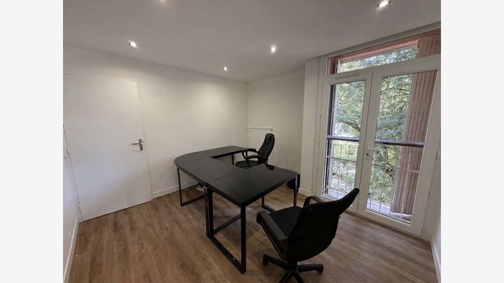 A louer bureaux rénovés 70m² à La Valette-du-Var