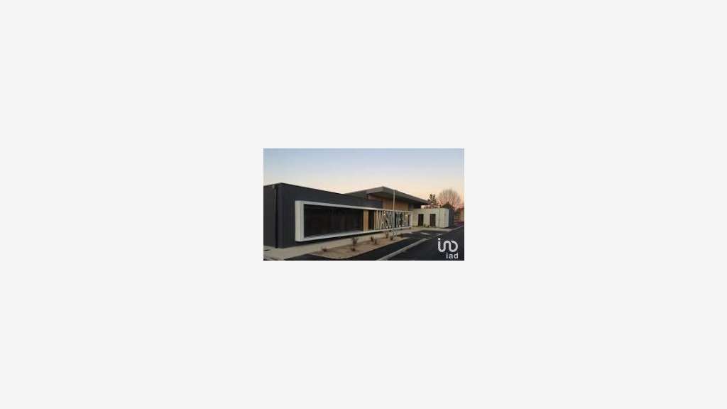Location bureaux lumineux 80m² proche de Tours