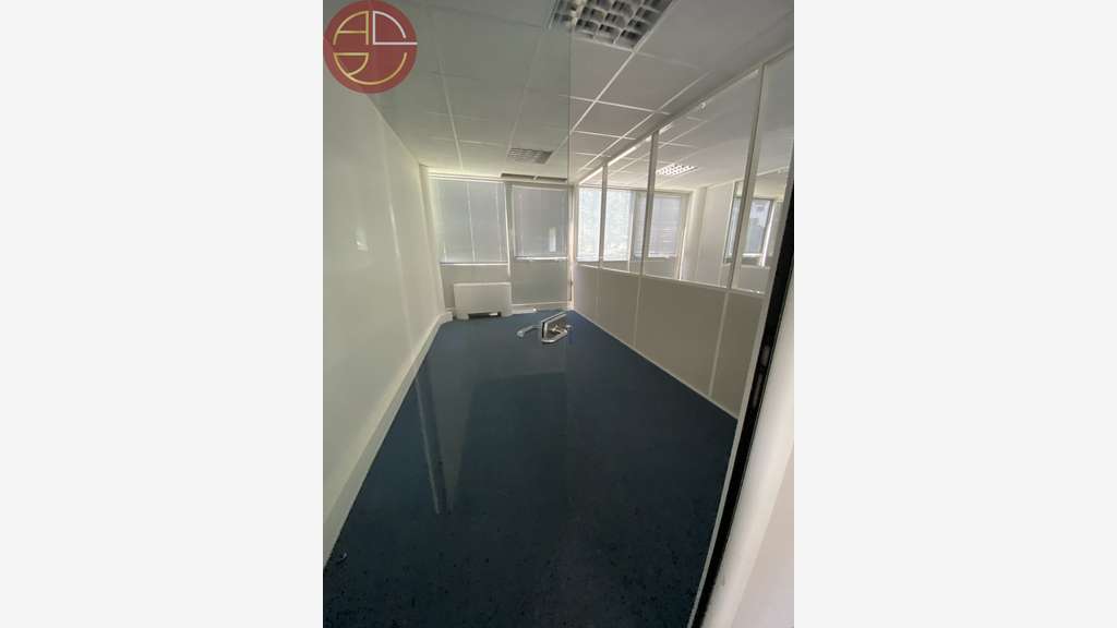 Location bureaux très lumineux 290m² à Labège