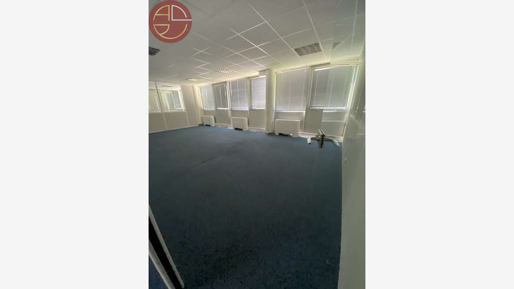Location bureaux très lumineux 290m² à Labège