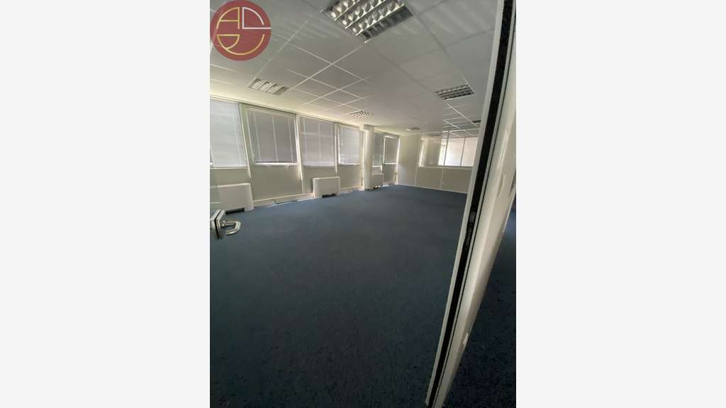 Location bureaux très lumineux 290m² à Labège