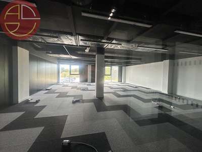 A louer bureaux 500m² Labège proche futur métro