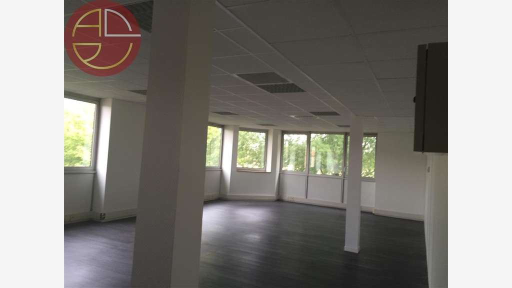 Location bureaux 311m² RDC à Labège