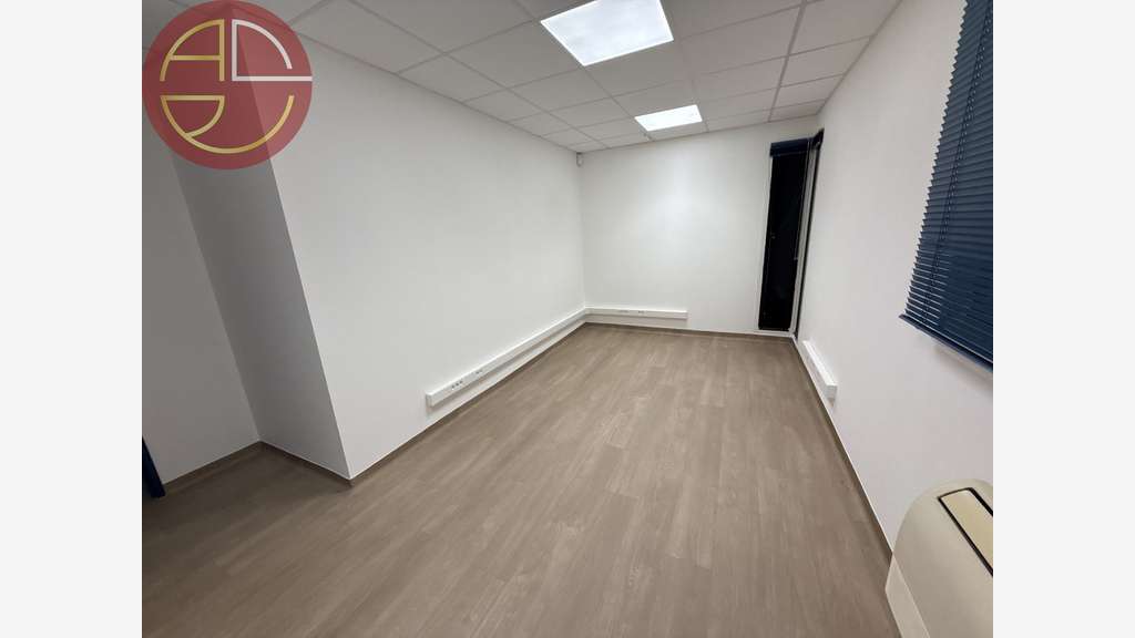 à louer bureaux 439m² proche futur métro à Labège