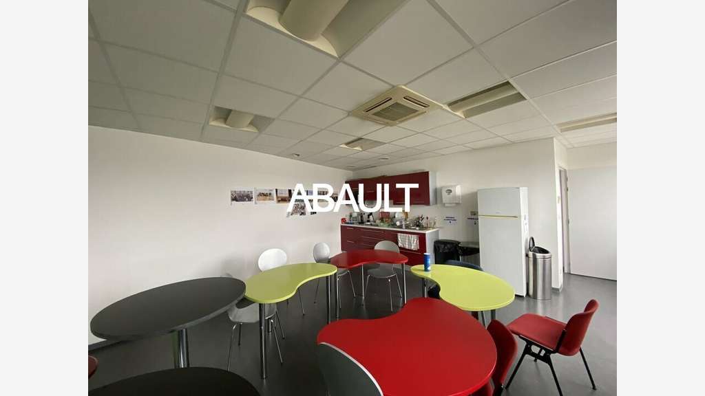 Bureaux R+1 et R+2 à louer à Labège