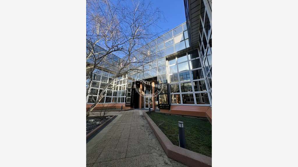 Bureaux 92m² R+3 à louer au coeur de Labège