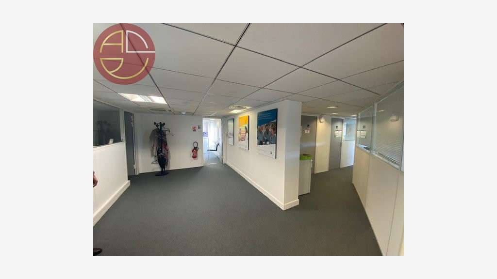 Bureaux 123m² R+1 à louer à Labège Innopole
