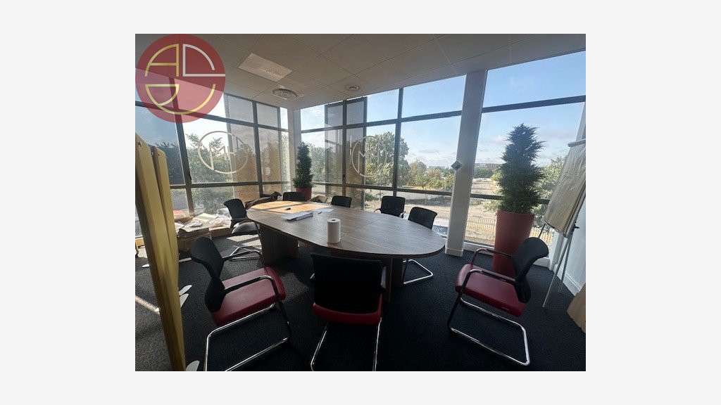 Bureaux 123m² R+1 à louer à Labège Innopole