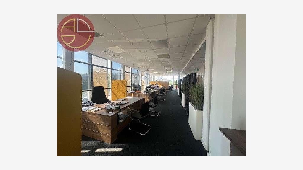 Bureaux 123m² R+1 à louer à Labège Innopole