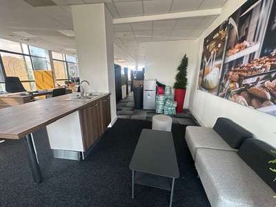 Bureaux 196m² RDC à louer à Labège Innopole