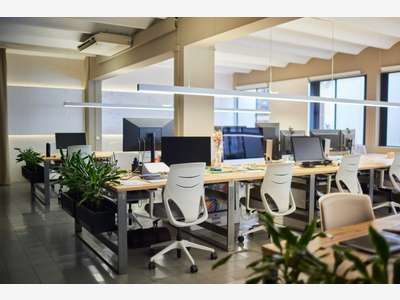 Location bureaux 327m² R+1 à Labège