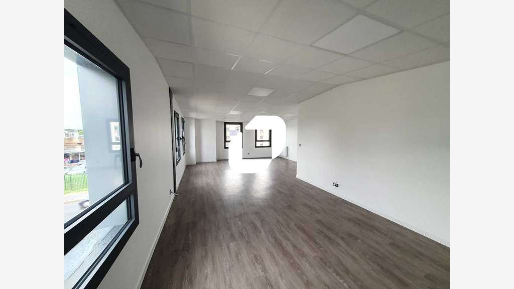 A louer Bureaux 154m² Lagny sur marne