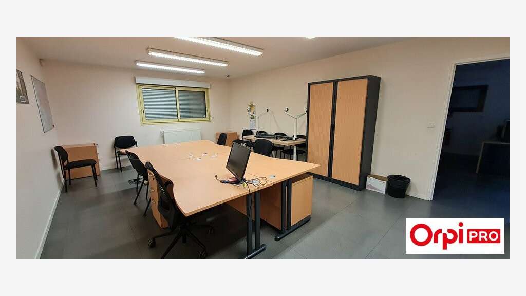 Bureaux indépendants 223m² à  Lamballe RN12