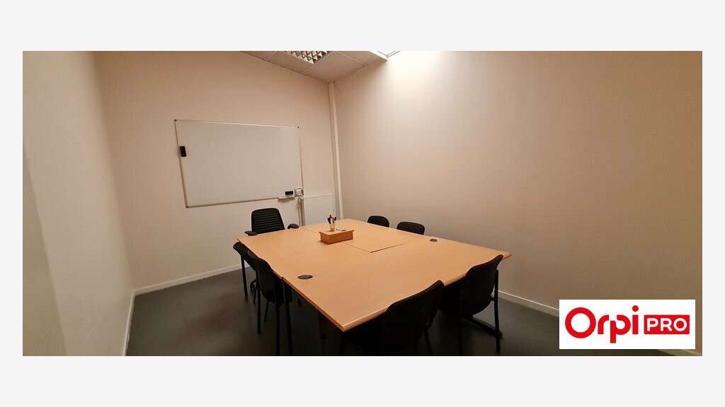 Bureaux indépendants 223m² à  Lamballe RN12