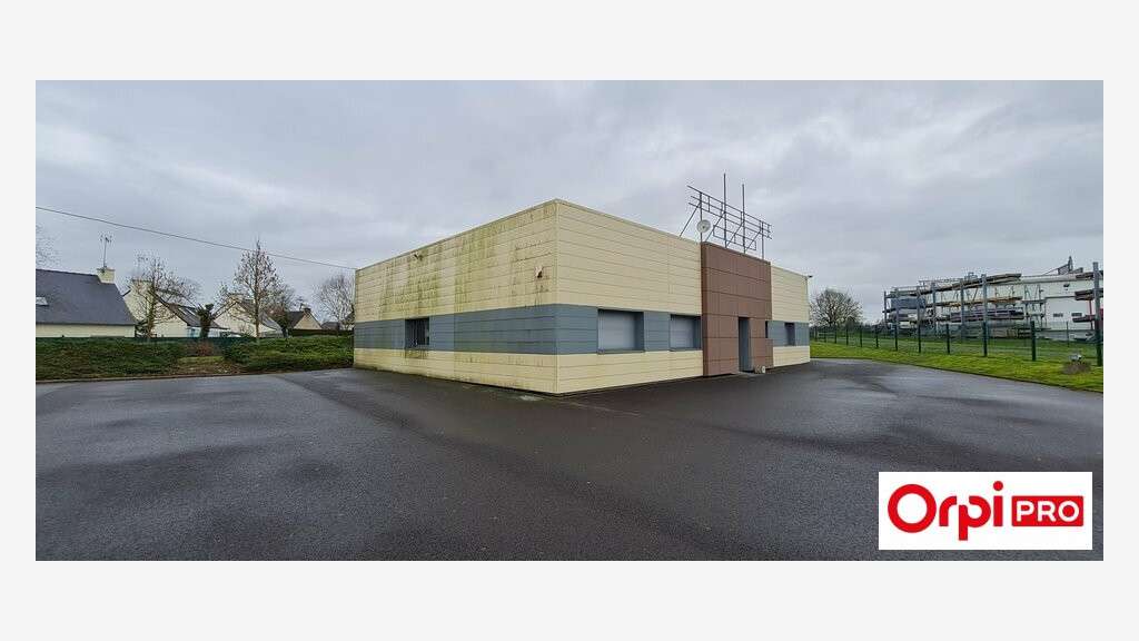 Bureaux indépendants 223m² à  Lamballe RN12