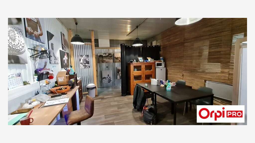 A louer local commercial 170m² RDC à Lamballe RN12