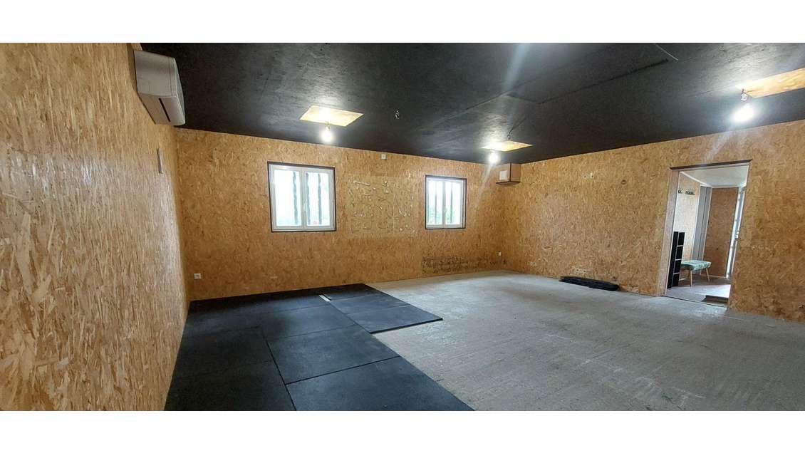 Location bureaux 60m² à Lamothe-Montravel