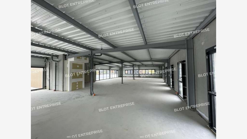 A louer bureaux 350m² R+2 à Landerneau