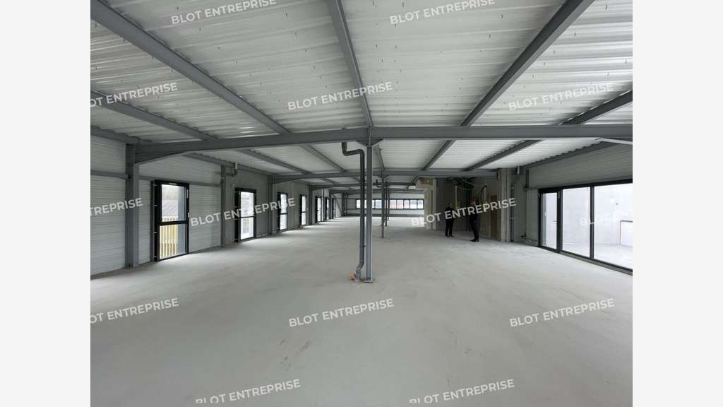 A louer bureaux 350m² R+2 à Landerneau