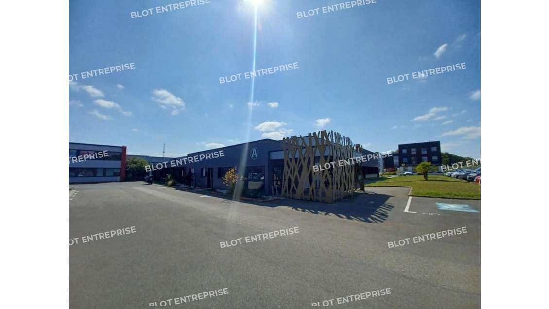 A louer bureaux 54m² centre d'affaires à Lanester