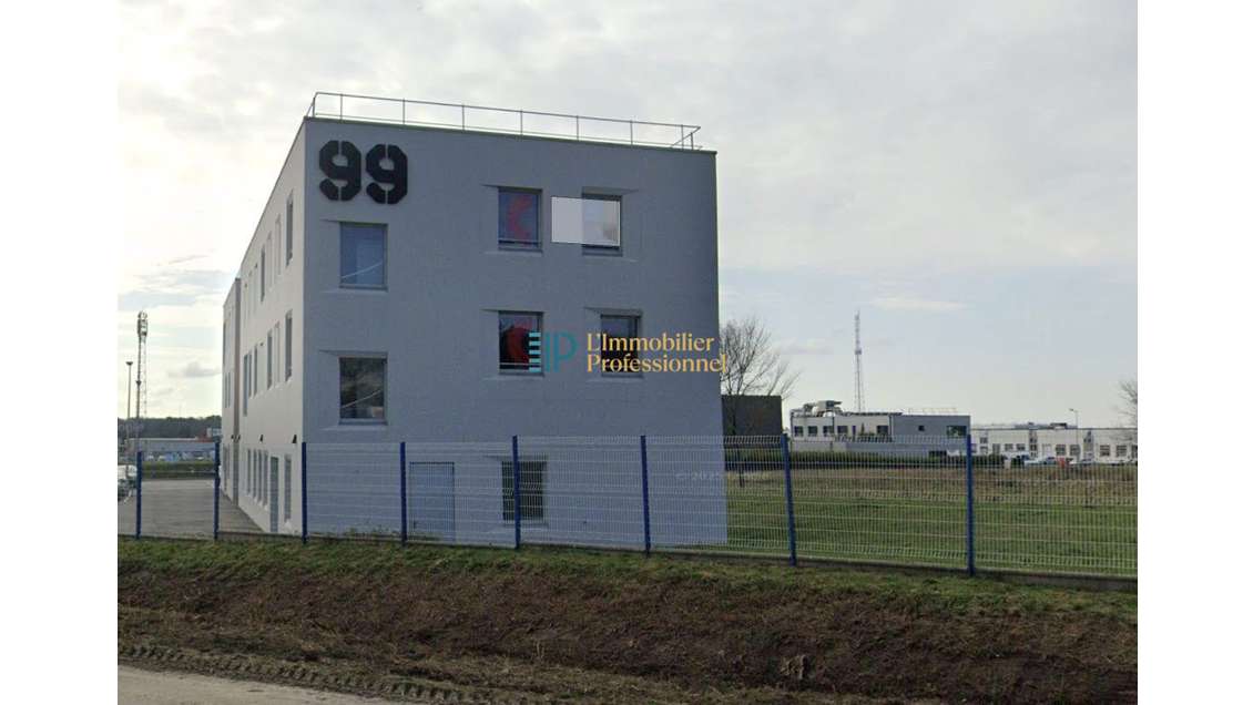 À louer bureaux 135m² RDC à Lanester RN165